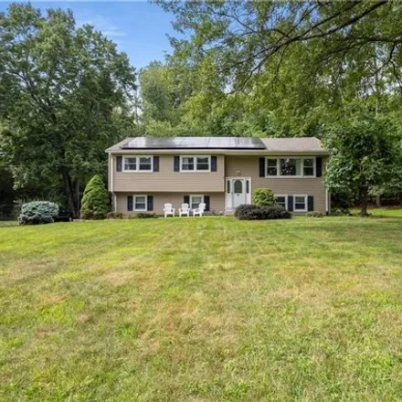 Image 1 - 6 Apple Blossom Ct, Airmont, New York, 10952 - House for sale