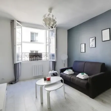 Image 1 - 4 Rue Saint-Merri, 75004 Paris, France - Apartment for rent
