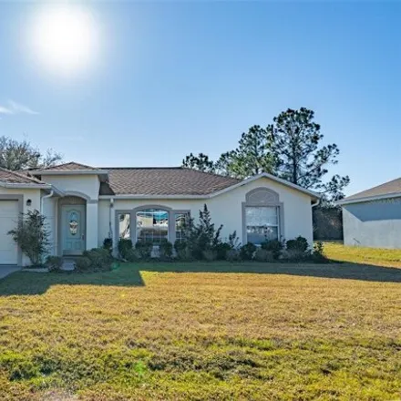 Buy this 3 bed house on 9 Lansing Lane in Palm Coast, FL 32137