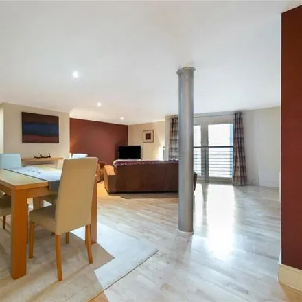 Buy this 1 bed apartment on Wallace Street in Glasgow, G5 8PN