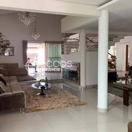 Image 1 - Avenida Concórdia, Morada da Colina, Uberlândia - MG, 38411-002, Brazil - House for sale