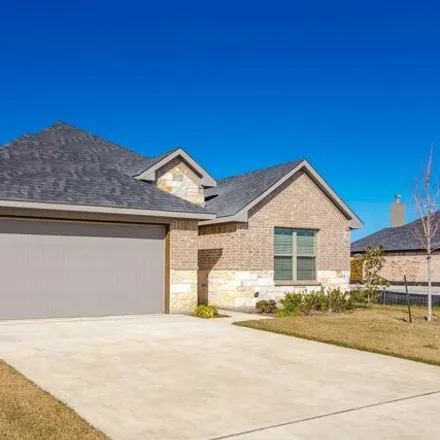 Rent this 3 bed house on 3514 Dobbins Road in Corsicana, TX 75110