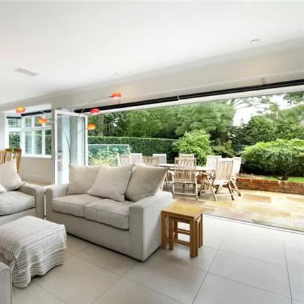 Image 3 - Manor Lane, Gerrards Cross, SL9 7NJ, United Kingdom - House for sale