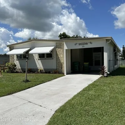 Buy this studio apartment on 774 East Oriole Circle in Brevard County, FL 32976