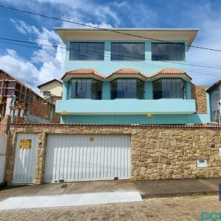 Buy this 4 bed house on Armazem Do Andery in Rua Cesário Alvim, Centro