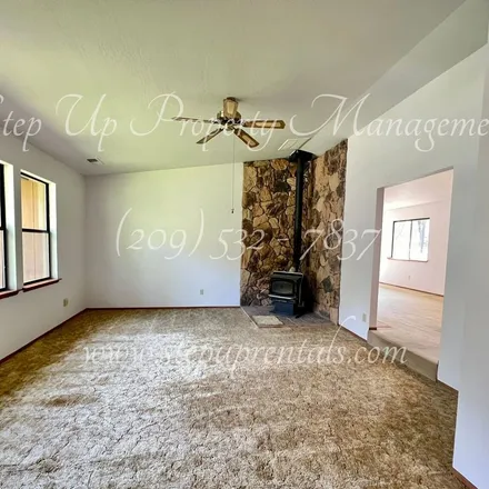 Rent this 3 bed apartment on 15495 Buena Vista Avenue in Phoenix Lake County Club Estates, Sonora