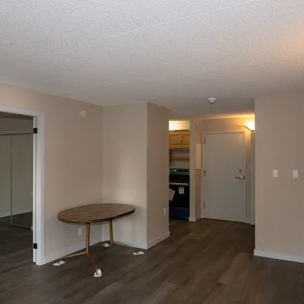 Rent this 1 bed apartment on The Colonnade in 77 Edmonton Street, Winnipeg