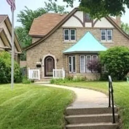 Image 1 - West Townsend Street, Milwaukee, WI 53216, USA - House for sale