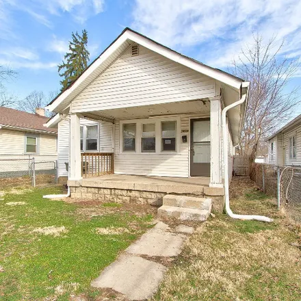 Rent this 3 bed house on 2908 E 17th St
