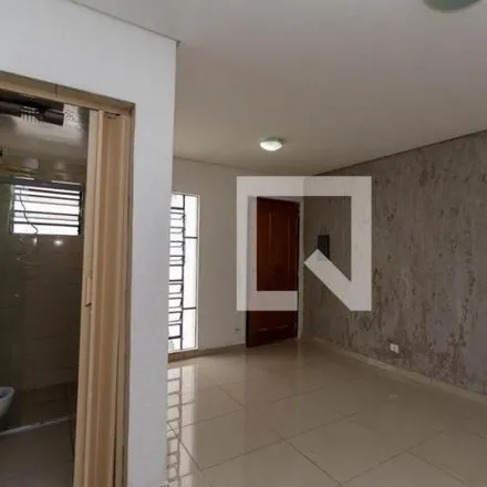 Rent this 2 bed apartment on Rua Elis Regina in Jardim Paraventi, Guarulhos - SP
