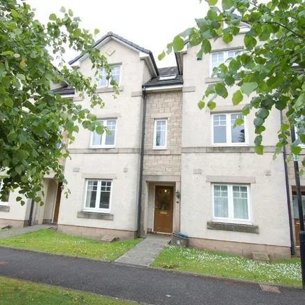Rent this 4 bed townhouse on Causewayhead Road in Stirling, FK9 5EY