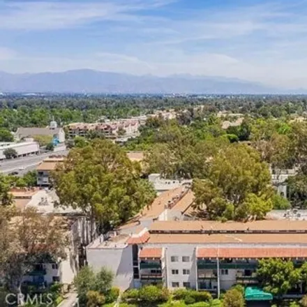 Buy this 2 bed condo on 5436 White Oak Avenue in Los Angeles, CA 91316