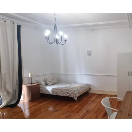 Rent this 7 bed room on Avenida Almirante Reis 106 in 1150-021 Lisbon, Portugal