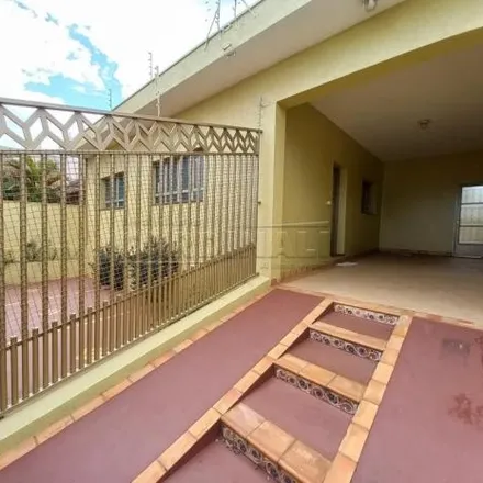 Rent this 3 bed house on Rua Padre Teixeira 1575 in Centro, São Carlos - SP
