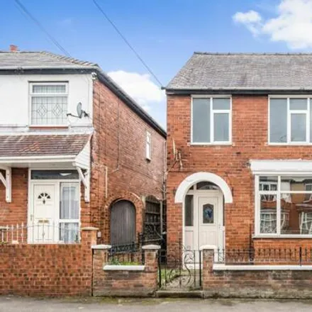 Buy this 3 bed duplex on St. Helen's Road in Doncaster, DN4 5EH