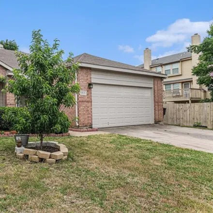 Rent this 3 bed house on 12632 Oakwood Circle in Fort Worth, TX 76040