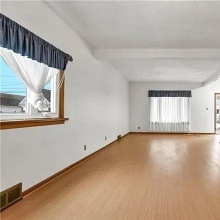 Image 8 - 93 Fredro Street, Buffalo, NY 14206, USA - Apartment for rent