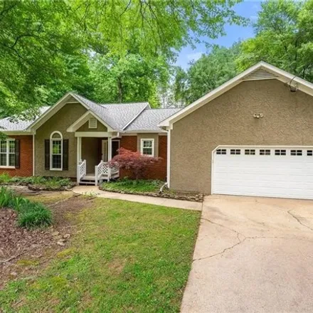 Buy this 3 bed house on 5846 North Shores Road in Acworth, GA 30101