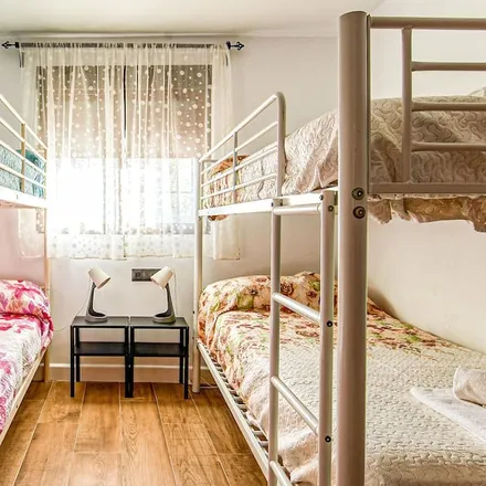 Rent this 4 bed house on Carretera de A-341 a Colmenar in 29170 Colmenar, Spain