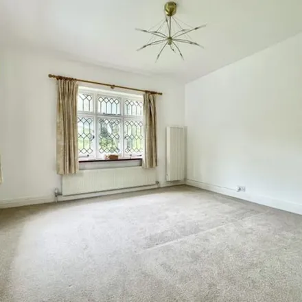 Image 7 - Cockfosters Road, London, EN4 0DX, United Kingdom - Apartment for rent
