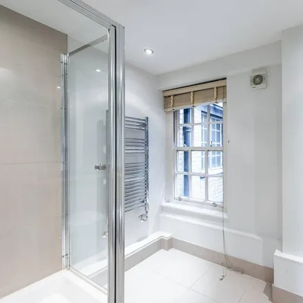 Image 3 - 155-167 Fulham Road, London, SW3 6SD, United Kingdom - Apartment for rent