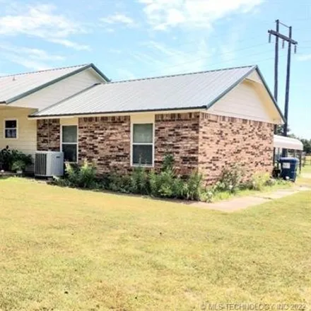 Buy this 3 bed house on 1198 West Caddo Street in Cleveland, Pawnee County