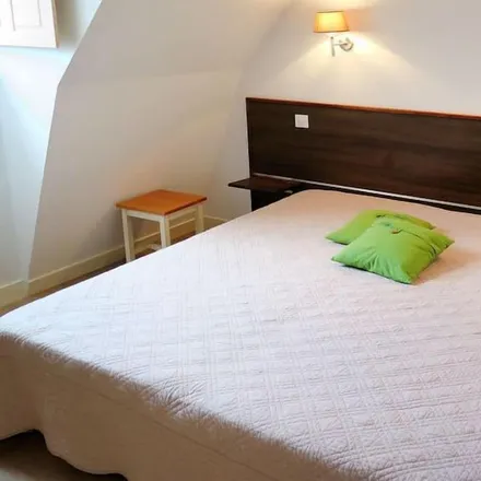 Rent this 3 bed apartment on Église Saint-Vincent in Route de Bord, 24220 Saint-Vincent-de-Cosse