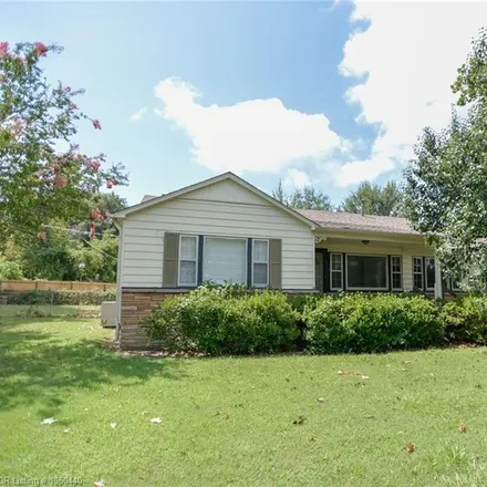 Buy this 3 bed house on 5312 Park Avenue in Fort Smith, AR 72903
