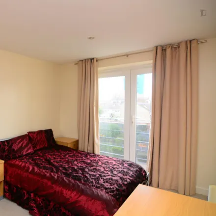 Image 3 - 8 Hereford Road, Old Ford, London, E3 2FQ, United Kingdom - Room for rent