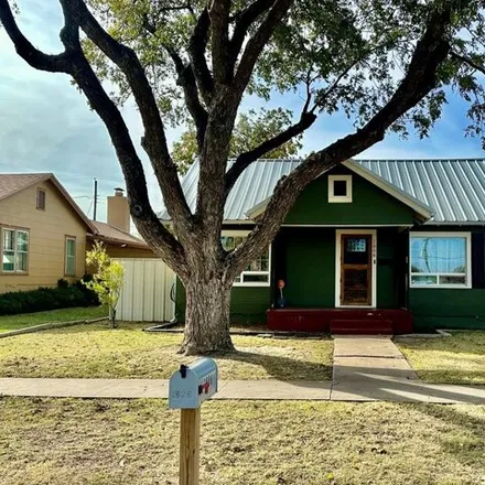 Buy this 2 bed house on 173 East 19th Street in Big Spring, TX 79720