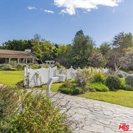 Image 4 - 1580 San Remo Dr, Pacific Palisades, California, 90272 - House for sale