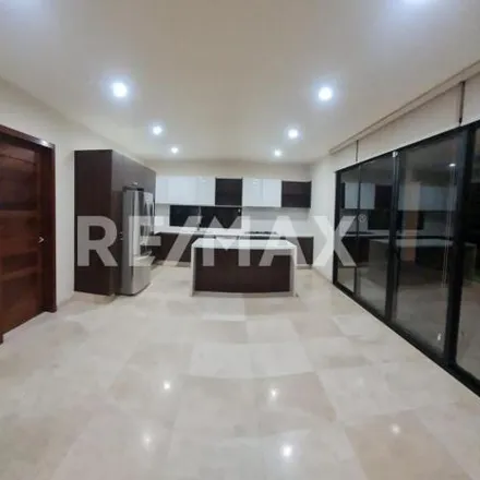 Rent this 4 bed house on Avenida Paseo de la Reforma in Delegación Cayetano Rubio, 76069 Querétaro