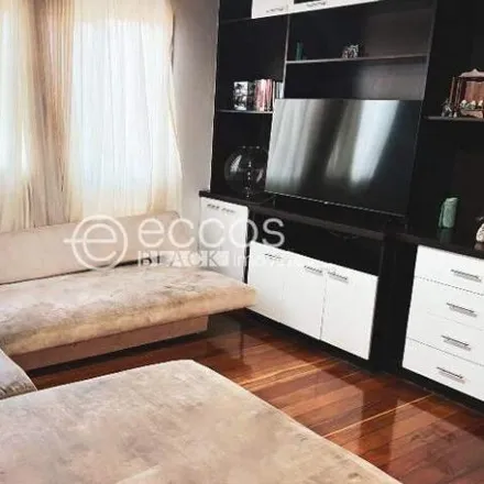 Buy this 3 bed apartment on Avenida Professor José Inácio de Souza in Brasil, Uberlândia - MG