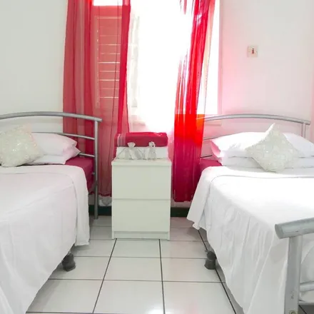 Image 7 - Jamaica - Apartment for rent