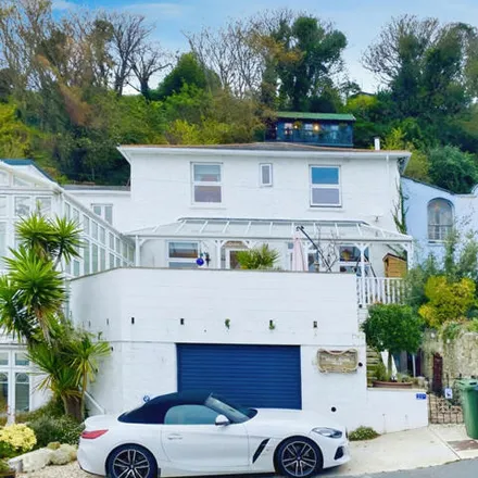 Buy this 5 bed townhouse on 25 Spring Hill in Bonchurch, PO38 1PF