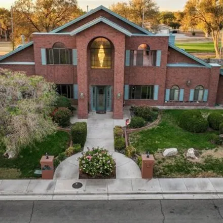 Buy this studio house on Desert Lakes Golf Course in 2351 Hamilton Road, Alamogordo