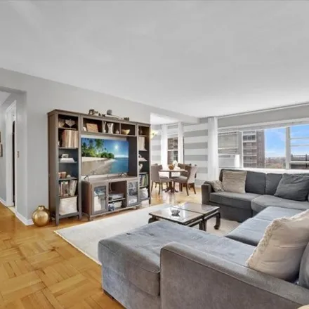 Buy this studio apartment on 3515 Henry Hudson Pkwy W Unit 7d in New York, 10463