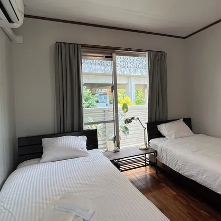 Rent this 1 bed apartment on 町道外坪６号線 in 外坪二丁目, Oguchi