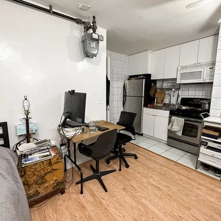 Image 5 - Royal Elizabeth, 80 Elizabeth Street, New York, NY 10013, USA - Apartment for rent