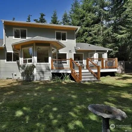 Buy this 3 bed house on 3404 Passage Way in Island County, WA 98260