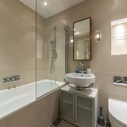 Rent this 1 bed apartment on 12-16 Clerkenwell Road in London, EC1M 5PN