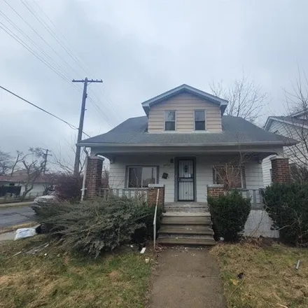 Buy this 3 bed house on 4220 East Robinwood Street in Detroit, MI 48234