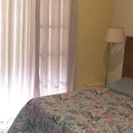 Buy this 3 bed house on Avenida Raul Rivanil Gripp in Amparo, Região Geográfica Intermediária de Petrópolis - RJ