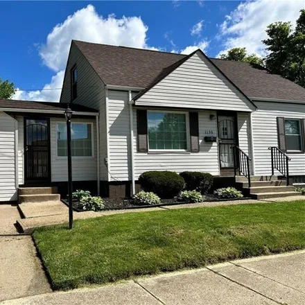 Buy this 3 bed house on 1105 Bellevue Avenue in Akron, OH 44320