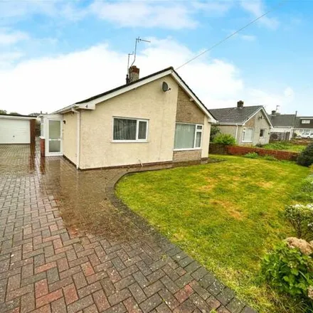 Buy this 3 bed house on Turnstone Road in Porthcawl, CF36 3RD