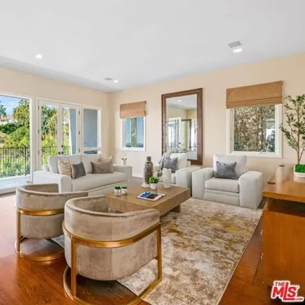 Image 3 - 1387 Berea Place, Los Angeles, CA 90272, USA - House for sale