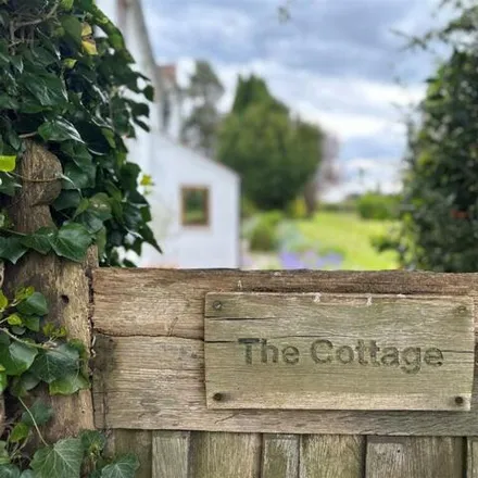 Image 3 - The Cottage, Middleton Scriven, N/a - Townhouse for sale