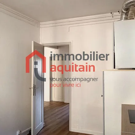 Rent this 3 bed apartment on 2 Rue des Lauriers in 33220 Sainte-Foy-la-Grande, France