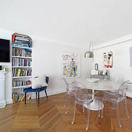 Image 2 - 13 Redcliffe Mews, London, SW10 9JT, United Kingdom - Apartment for rent