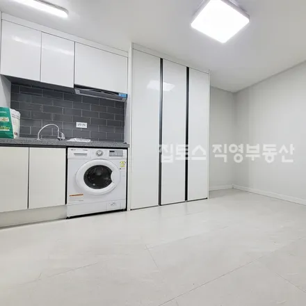 Image 3 - 서울특별시 동작구 사당동 240-6 - Apartment for rent